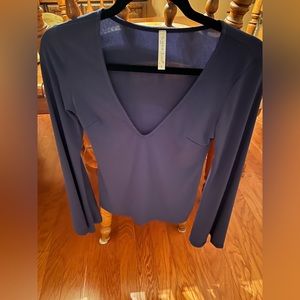 Lyss Loo V-neck Blue Top